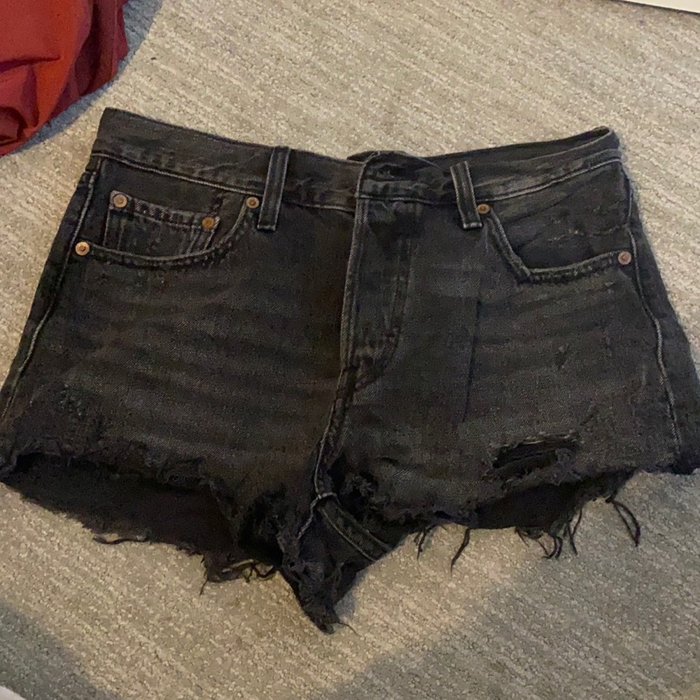 W28 501 Black Levi Jean Shorts